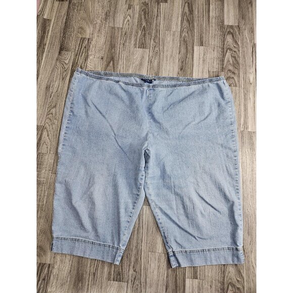 (3/$35) Avenue Denim Shorts Womens 28 Light Wash Elastic Waist Stretch Plus Size - Picture 1 of 10